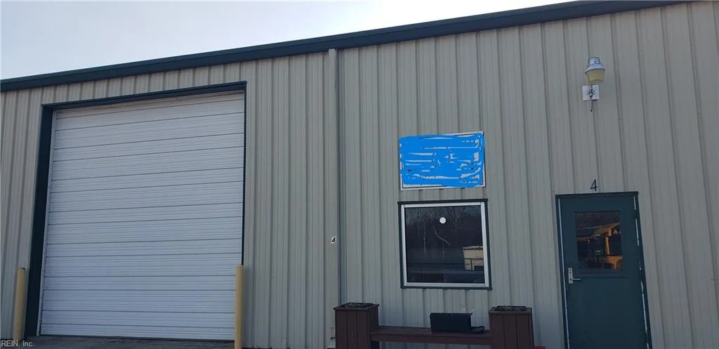 25000 Shady Brook TRL #4, COURTLAND VA 23837 - Photo 2
