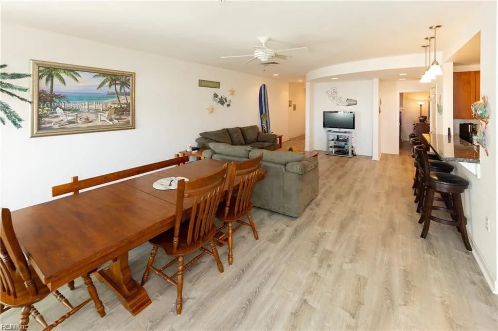 3700 Sandpiper RD #218A, VIRGINIABEACH VA 23456 - Photo 5