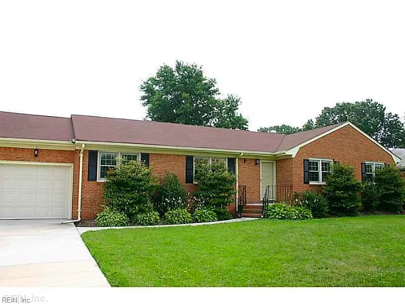 236 S Parliament DR, VIRGINIA BEACH VA 23462 - Photo 2