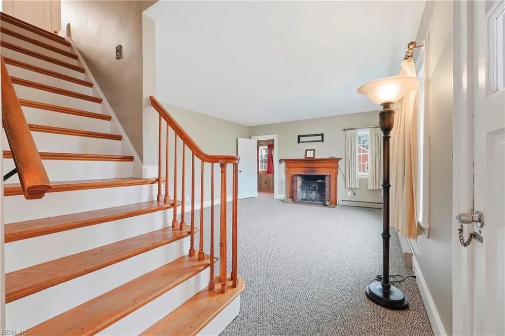 344 Colonial TRL E, SURRY VA 23883 - Photo 5