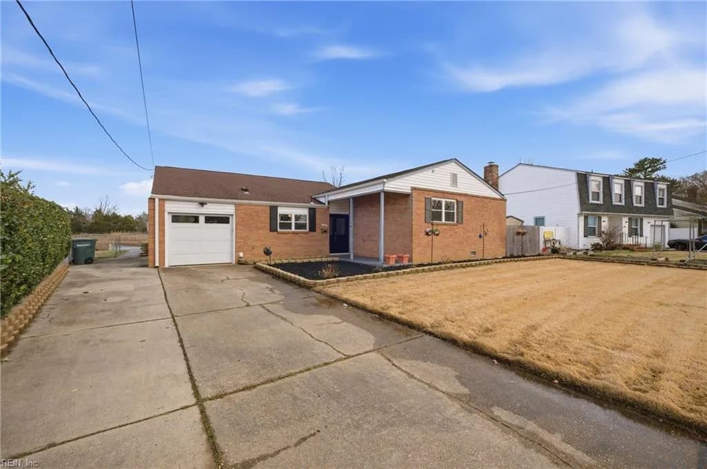 102 Diggs DR, HAMPTON VA 23666 - Photo 2