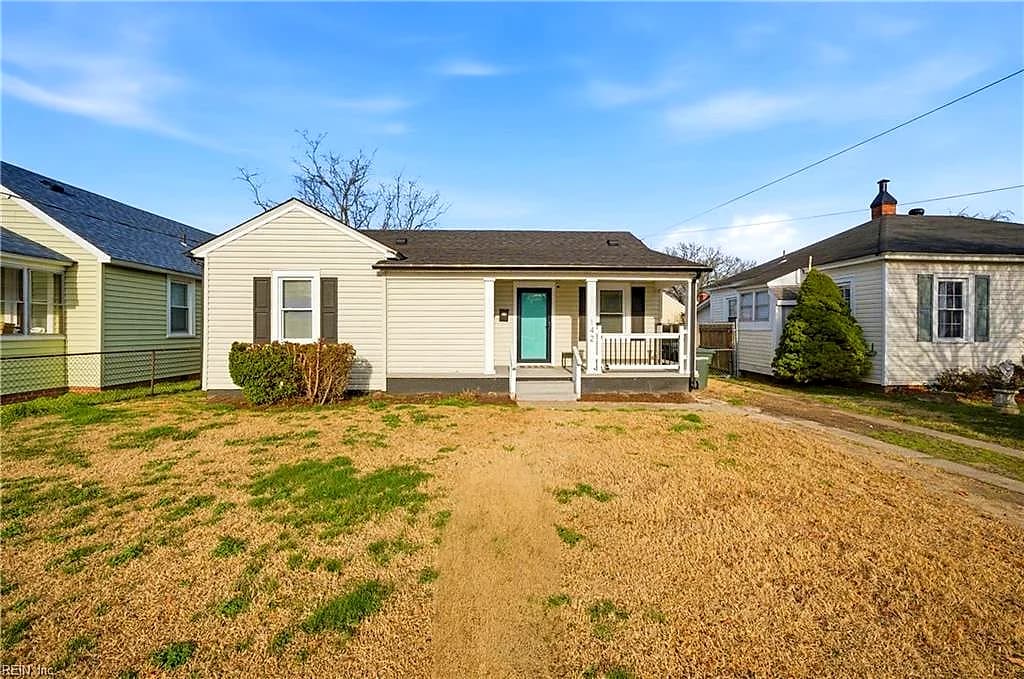 142 Clifton ST, HAMPTON VA 23661 - Main photo