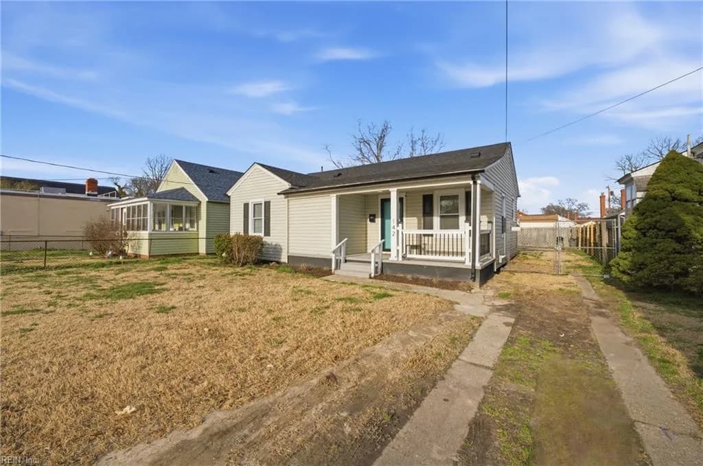 142 Clifton ST, HAMPTON VA 23661 - Photo 3