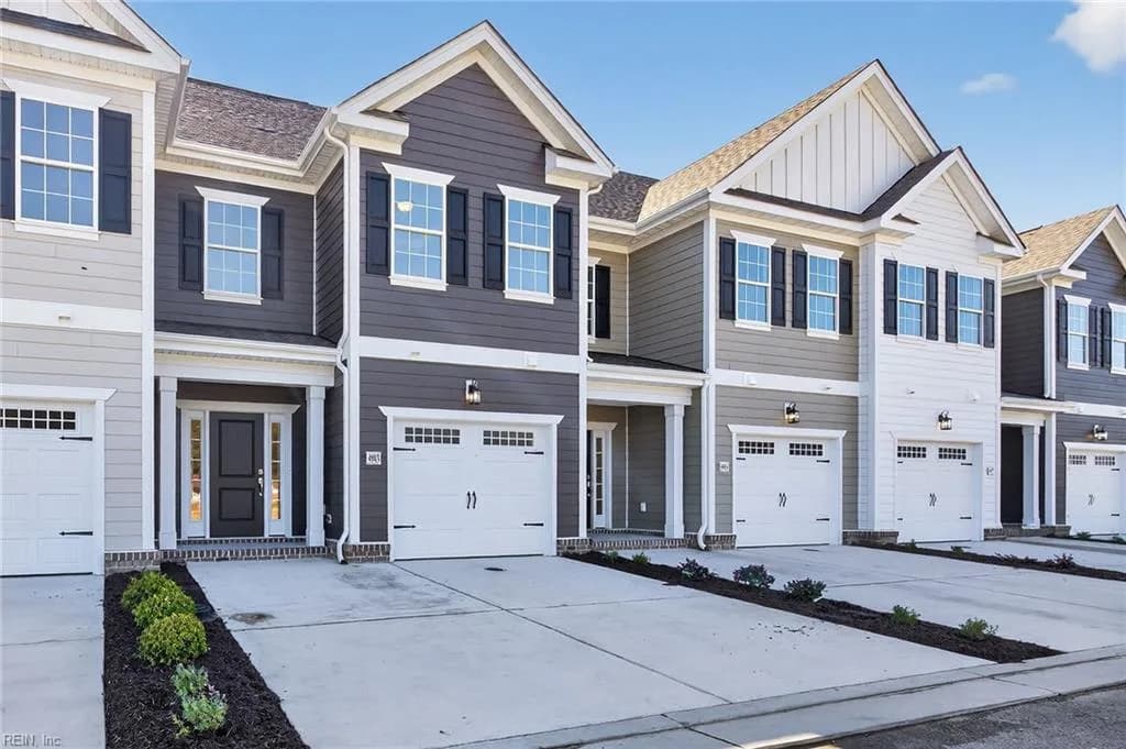 4922 Apricot WAY, CHESAPEAKE VA 23321 - Main photo