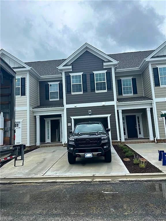 4922 Apricot WAY, Chesapeake — 3 bed Residential, 1,642 sqft