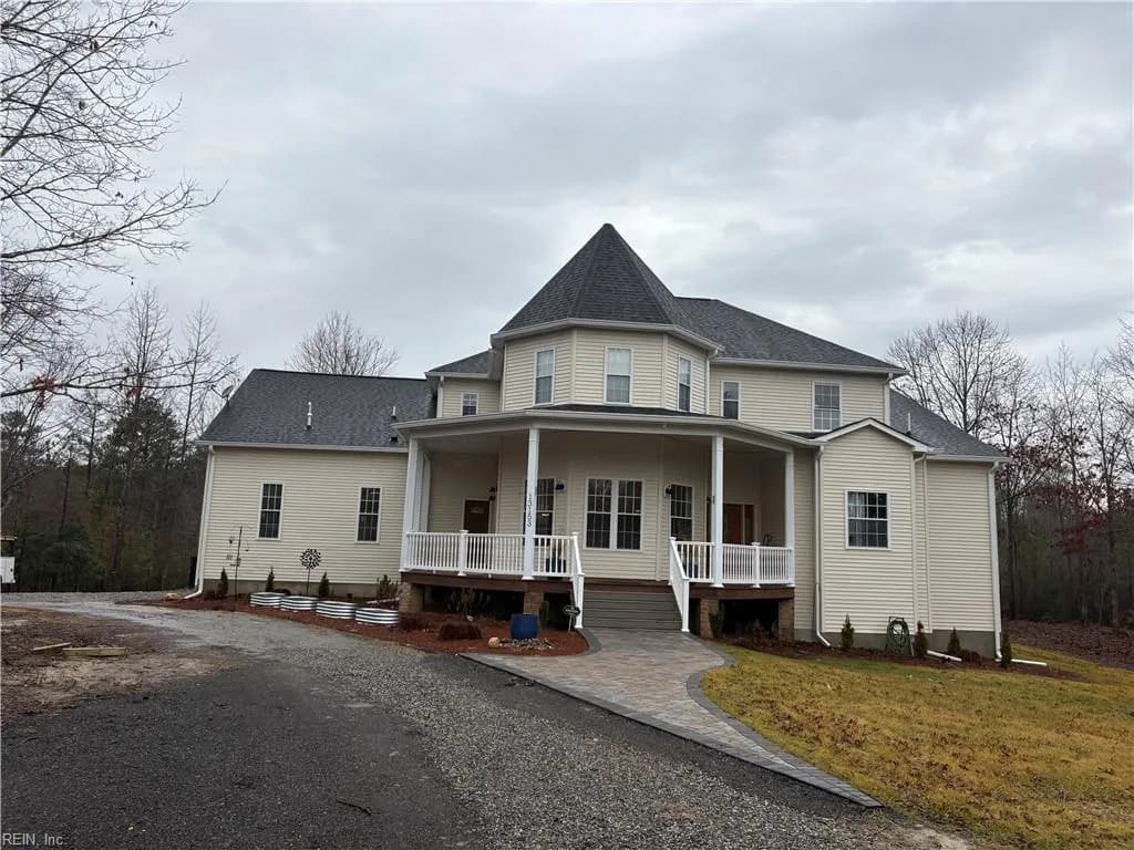 13153 Coulbourn RD, SALUDA VA 23149 - Photo 2