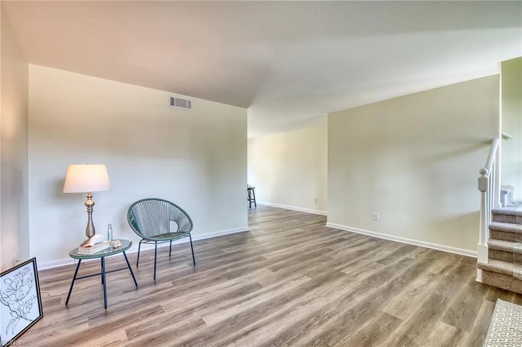 833 Hampton AVE, NEWPORTNEWS VA 23607 - Photo 4