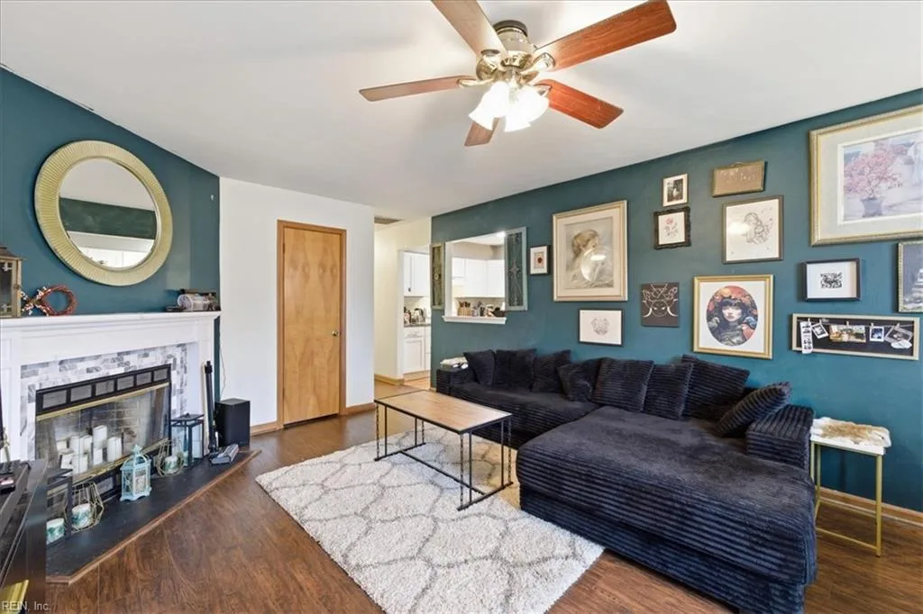 387 Pear Ridge CIR, Newport News — 5 bed Residential, 1,665 sqft