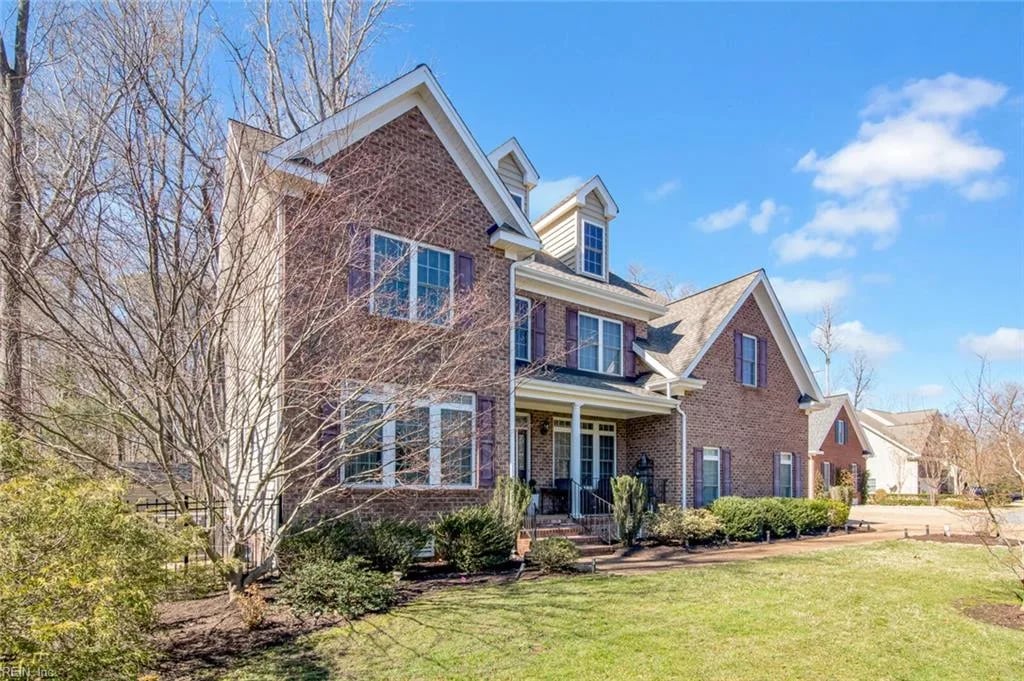 305 Chaptico RN, Yorktown — 5 bed Residential, 3,200 sqft