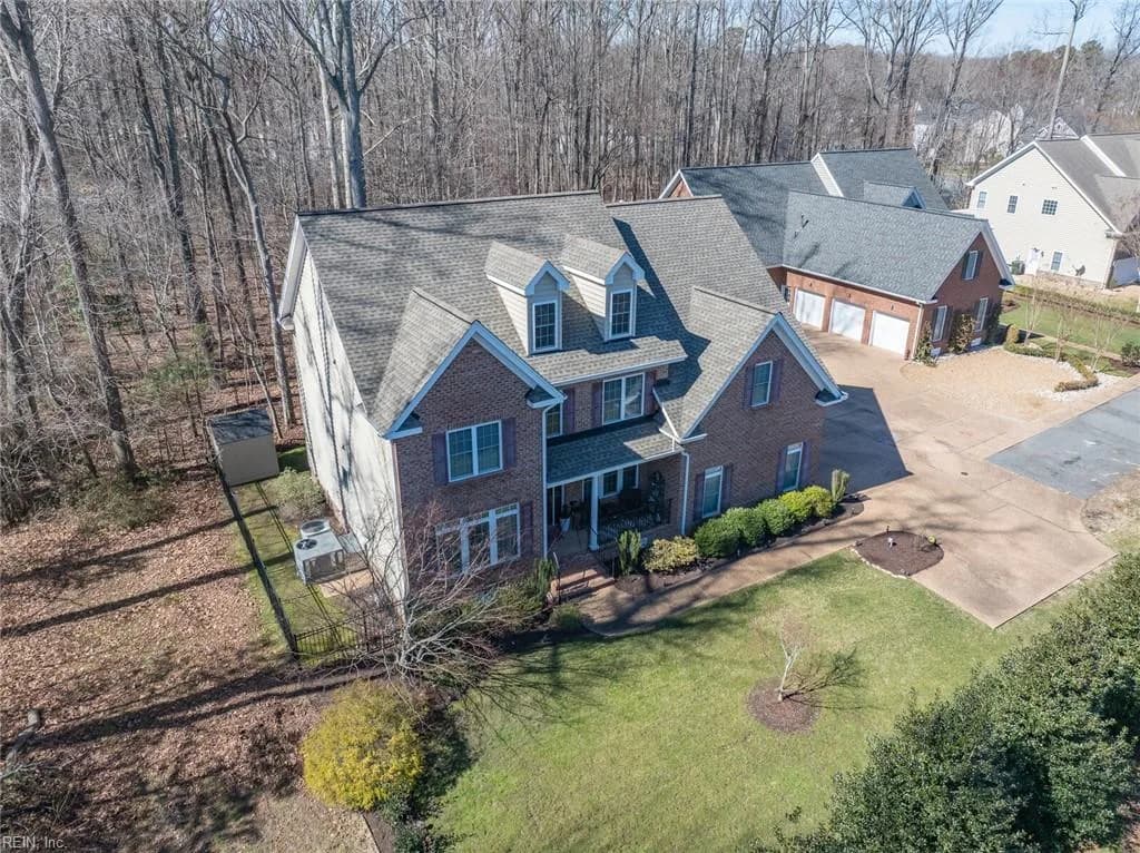 305 Chaptico RN, YORKTOWN VA 23693 - Photo 3
