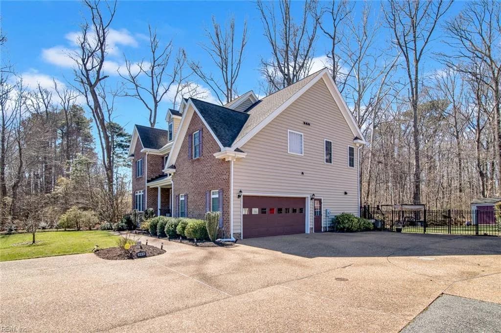 305 Chaptico RN, YORKTOWN VA 23693 - Photo 4