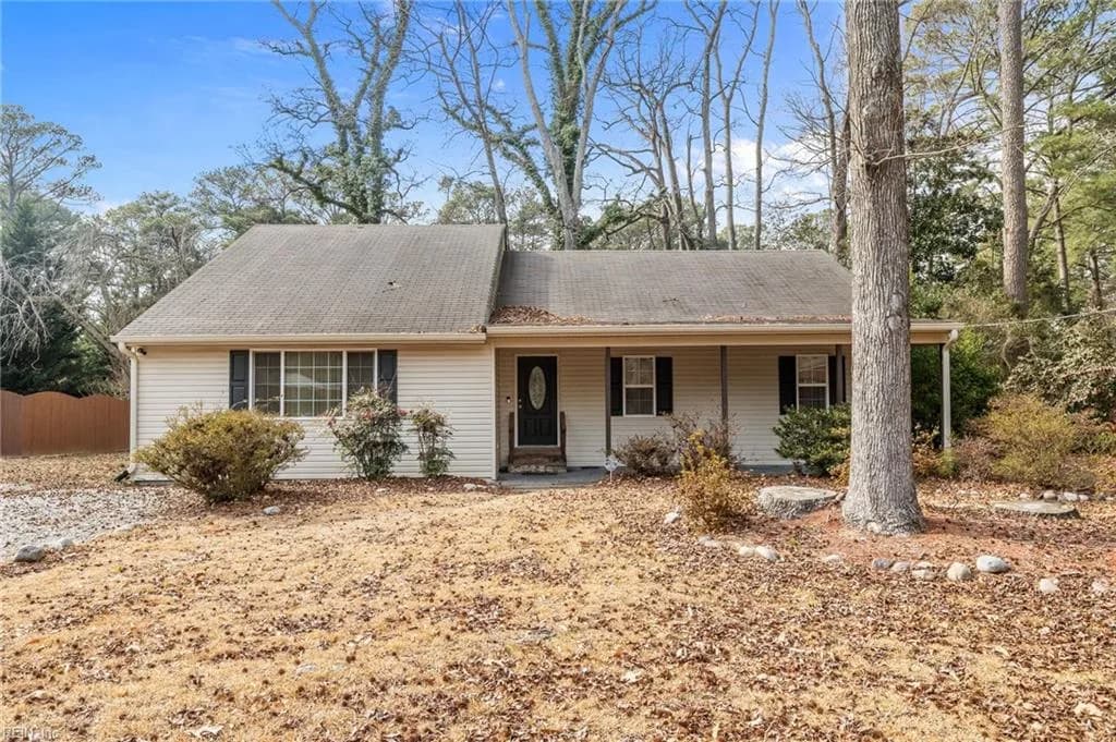 2308 Bidgood DR, PORTSMOUTH VA 23703 - Main photo