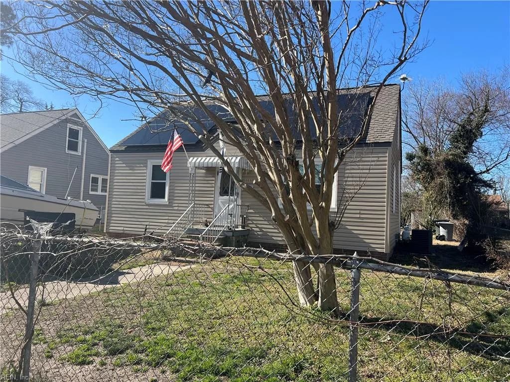 1135 Jasmine ST, HAMPTON VA 23663 - Main photo