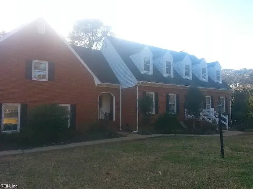 5135 Lake Shores RD, VIRGINIABEACH VA 23455 - Photo 2