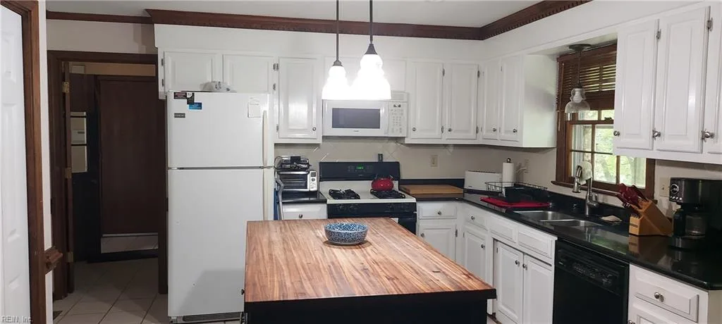 5135 Lake Shores RD, VIRGINIABEACH VA 23455 - Photo 3