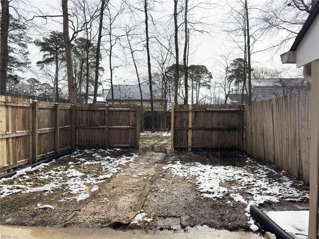 9 Madrone PL, HAMPTON VA 23666 - Photo 3