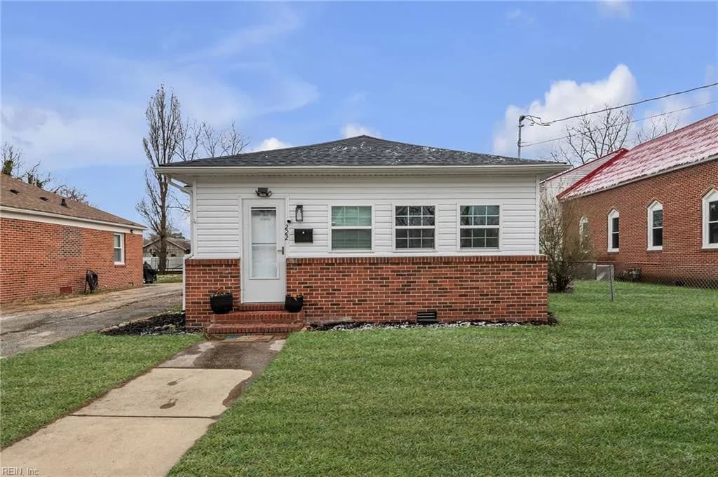 222 Division ST N, SUFFOLK VA 23434 - Photo 3