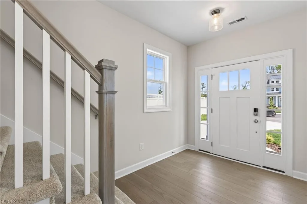 1364 Narrow WAY, VIRGINIABEACH VA 23451 - Photo 4