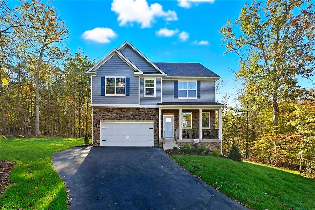 5003 Melanie CT, Suffolk — 4 bed Residential, 2,818 sqft