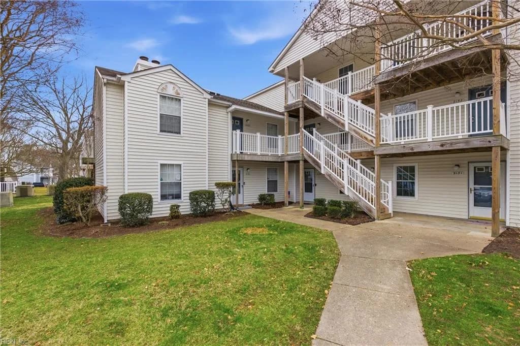 2125 Refuge CT, VIRGINIA BEACH VA 23454 - Main photo