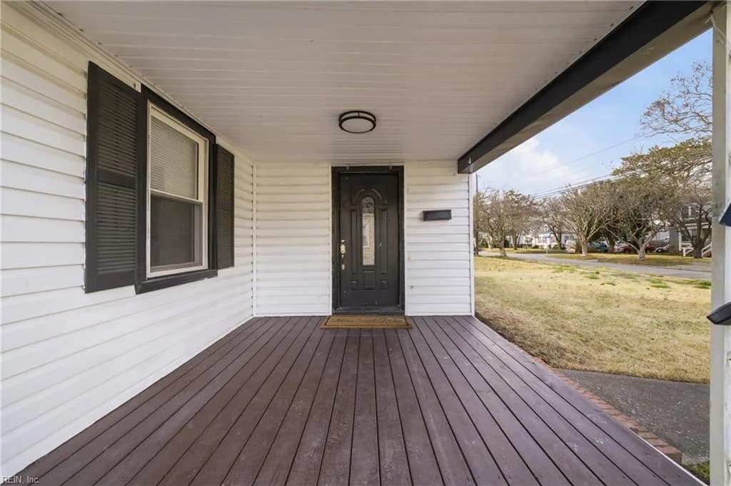 121 E Chester ST, NORFOLK VA 23503 - Photo 5