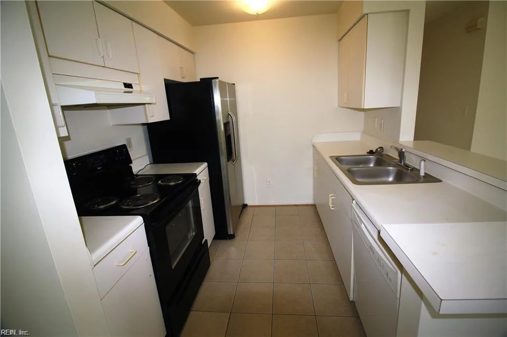 516 Rue Marseille NONE, CHESAPEAKE VA 23320 - Photo 5
