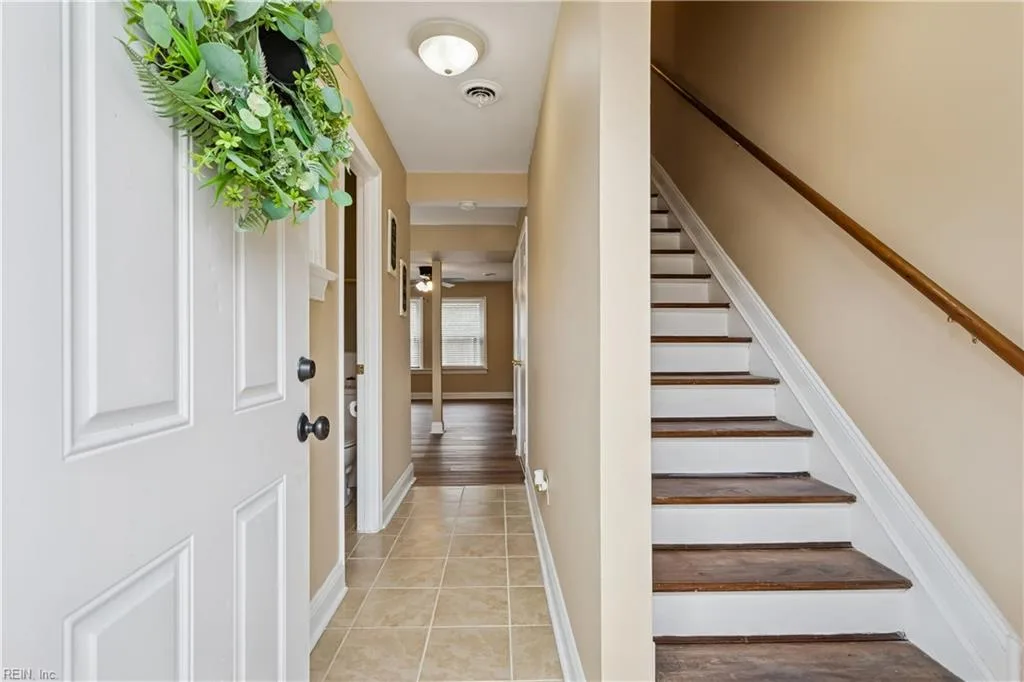 1630 Darren CIR, PORTSMOUTH VA 23701 - Photo 4