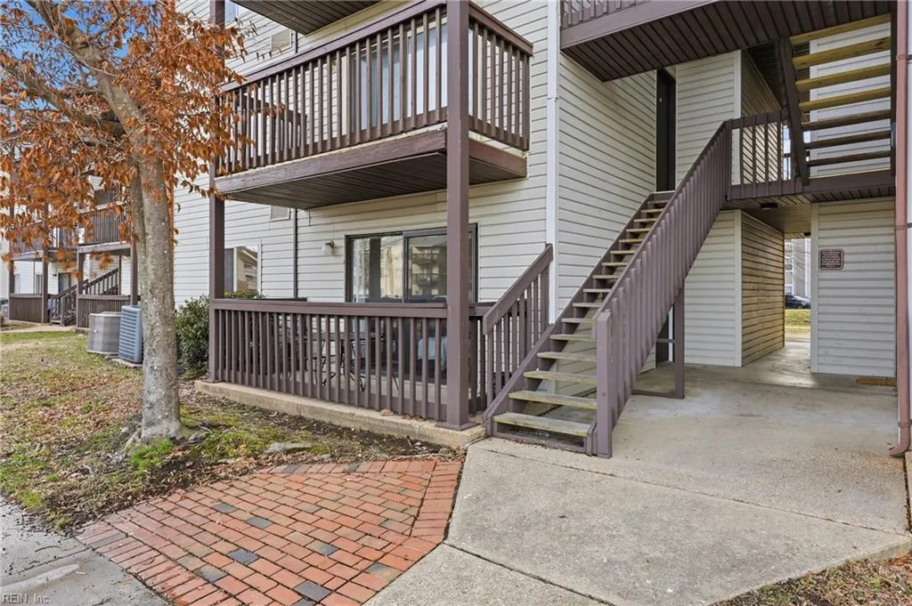 73 Wells CT, Hampton — 2 bed Residential, 734 sqft