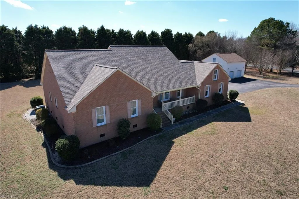 2001 Oakum Creek DR, Virginia Beach — 5 bed Residential, 2,491 sqft