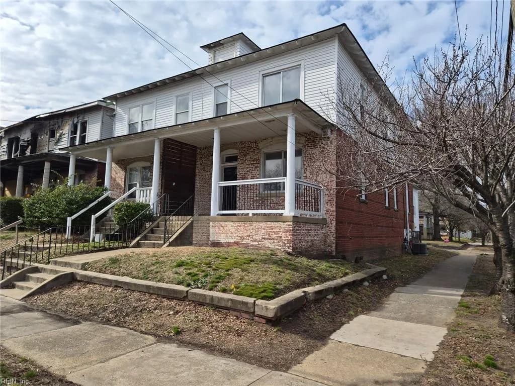 351 51st ST, NEWPORTNEWS VA 23607 - Main photo