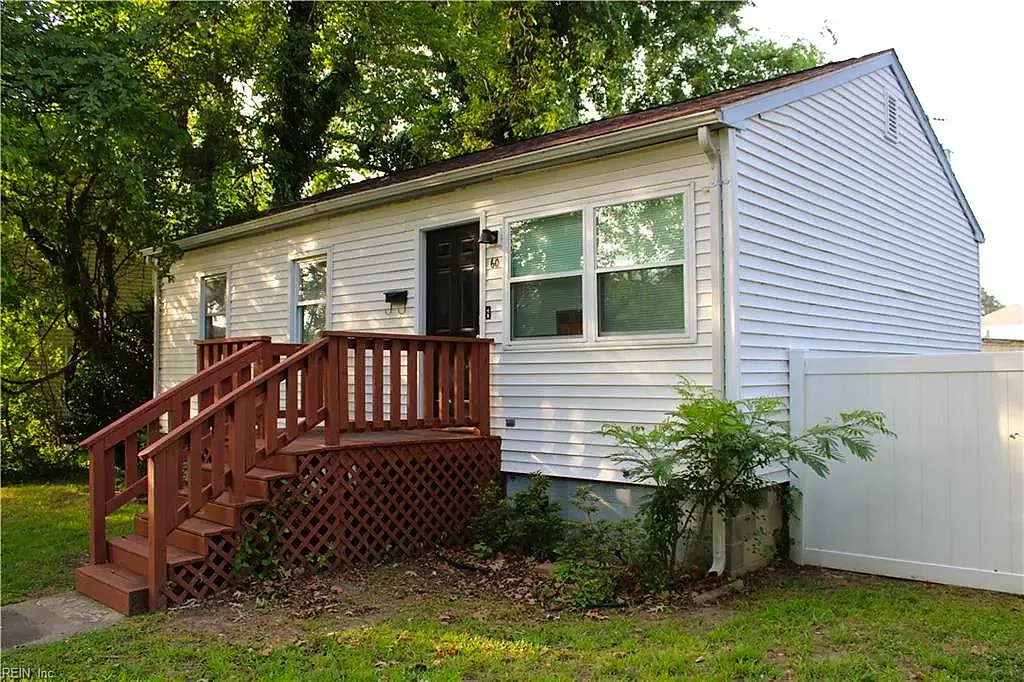 60 Sycamore AVE, NEWPORT NEWS VA 23607
