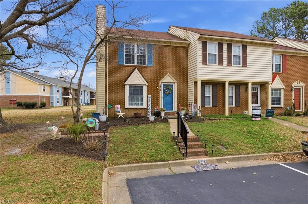927 Still Harbor CIR, Chesapeake — 2 bed Residential, 1,064 sqft