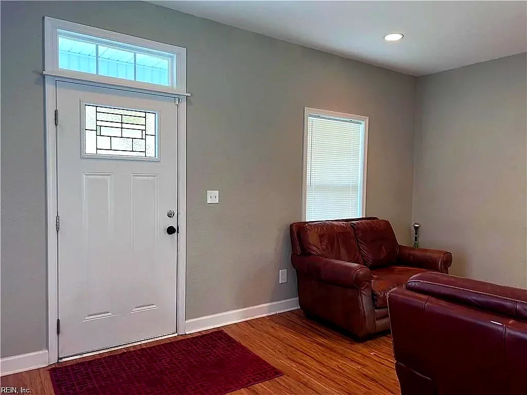 1315 27th ST W, NORFOLK VA 23508 - Photo 4