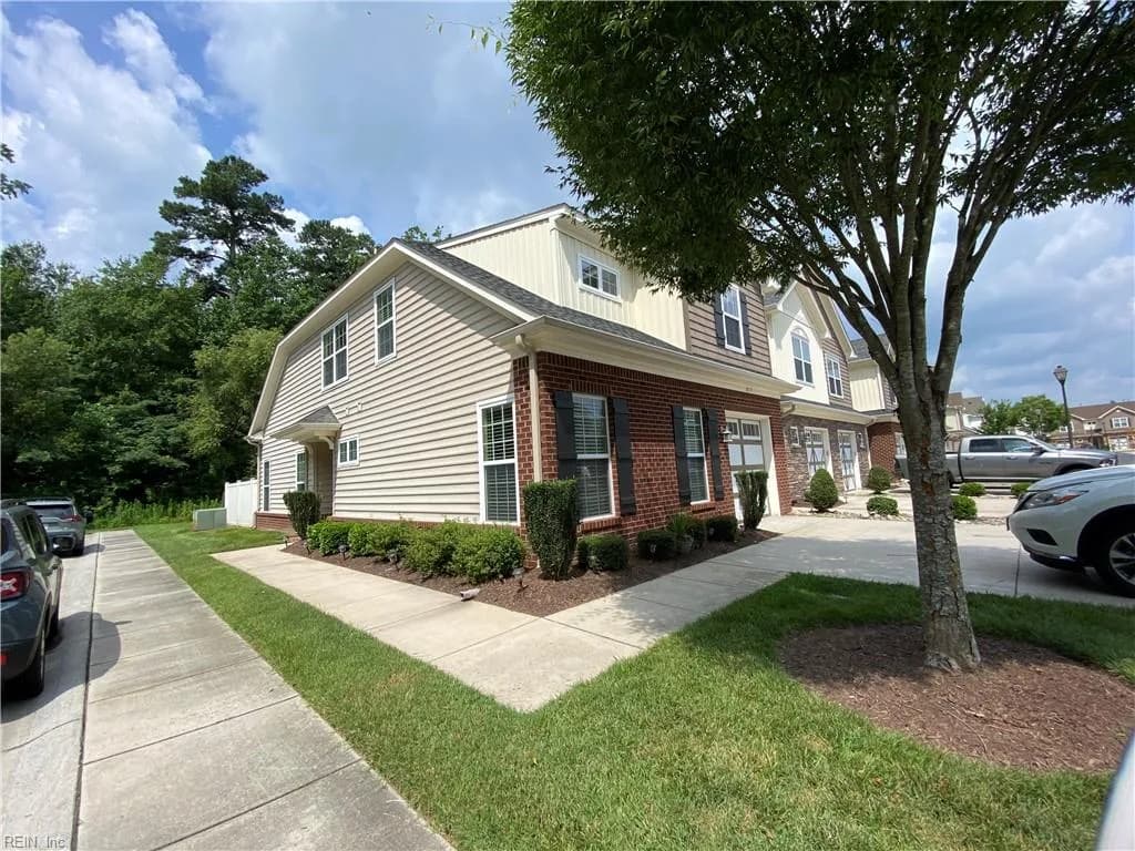 829 Tiffany Green CT, CHESAPEAKE VA 23320 - Main photo