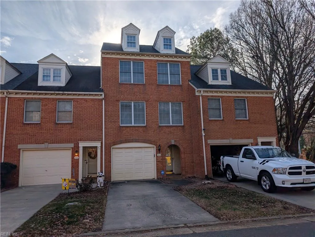 564 Todd TRL, Newport News — 3 bed Residential, 1,640 sqft