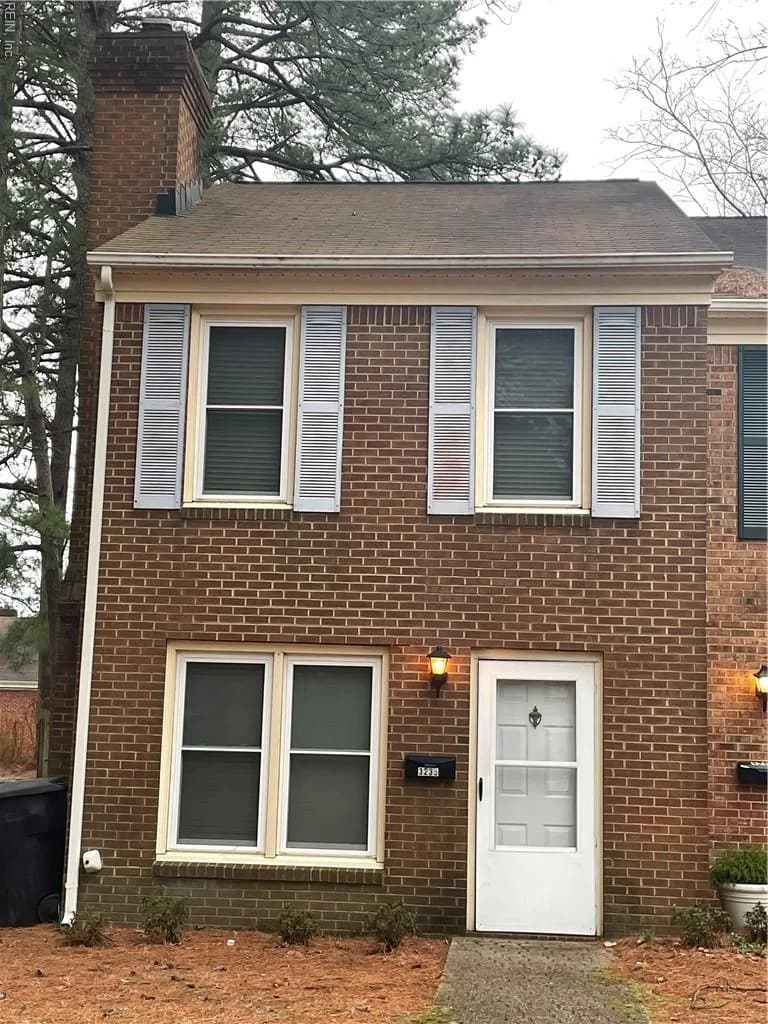 3235 Clover Hill DR, PORTSMOUTH VA 23703 - Photo 3