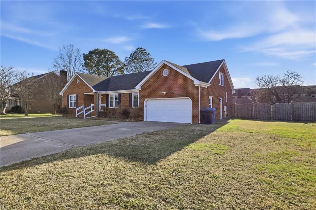 949 Lindsley DR, VIRGINIABEACH VA 23454 - Photo 5