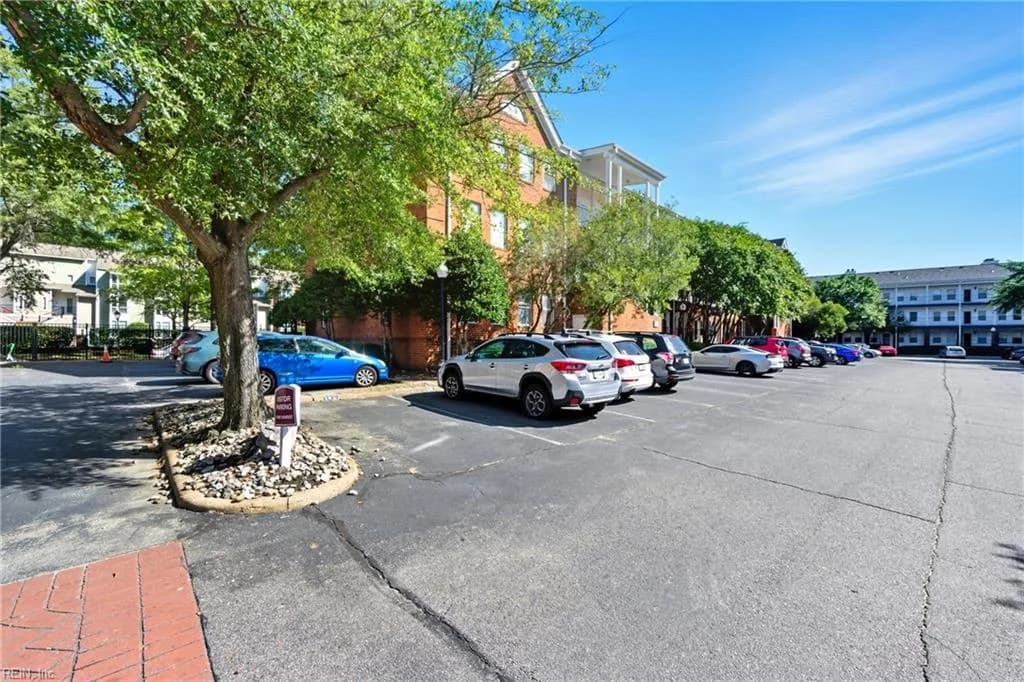 107 Westover AVE #302, NORFOLK VA 23507 - Photo 4