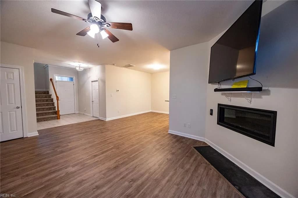 320 Swain Hill CT, VIRGINIABEACH VA 23452 - Photo 4