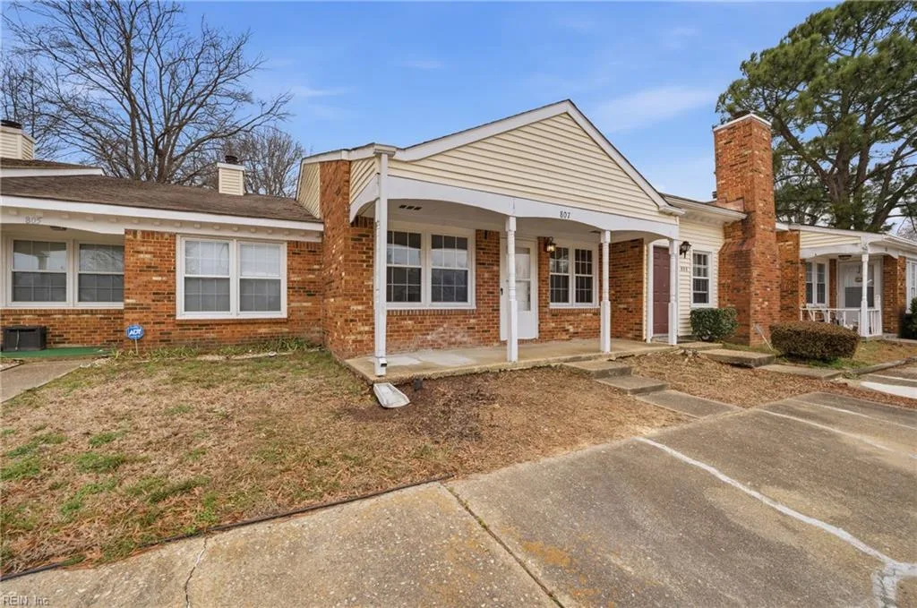 807 Tenure LN, Virginia Beach — 2 bed Residential, 960 sqft