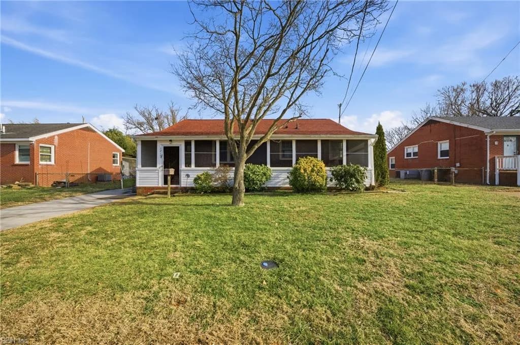 1210 Pansy ST, HAMPTON VA 23663 - Photo 2
