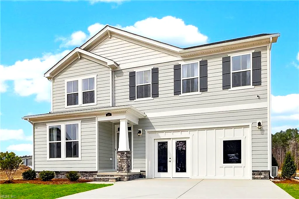 326 Tarn CT, Suffolk — 5 bed Residential, 2,427 sqft