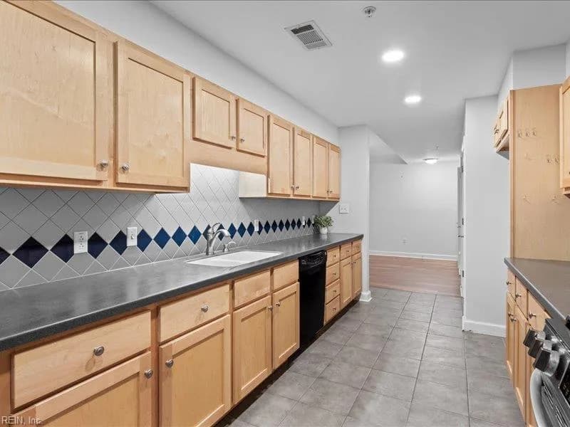 4250 Granby ST #107, NORFOLK VA 23504 - Photo 5