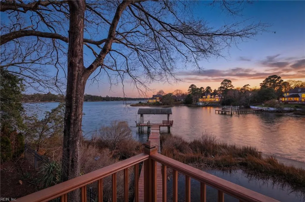 1072 Downshire CHSE, Virginia Beach — 5 bed Residential, 3,981 sqft