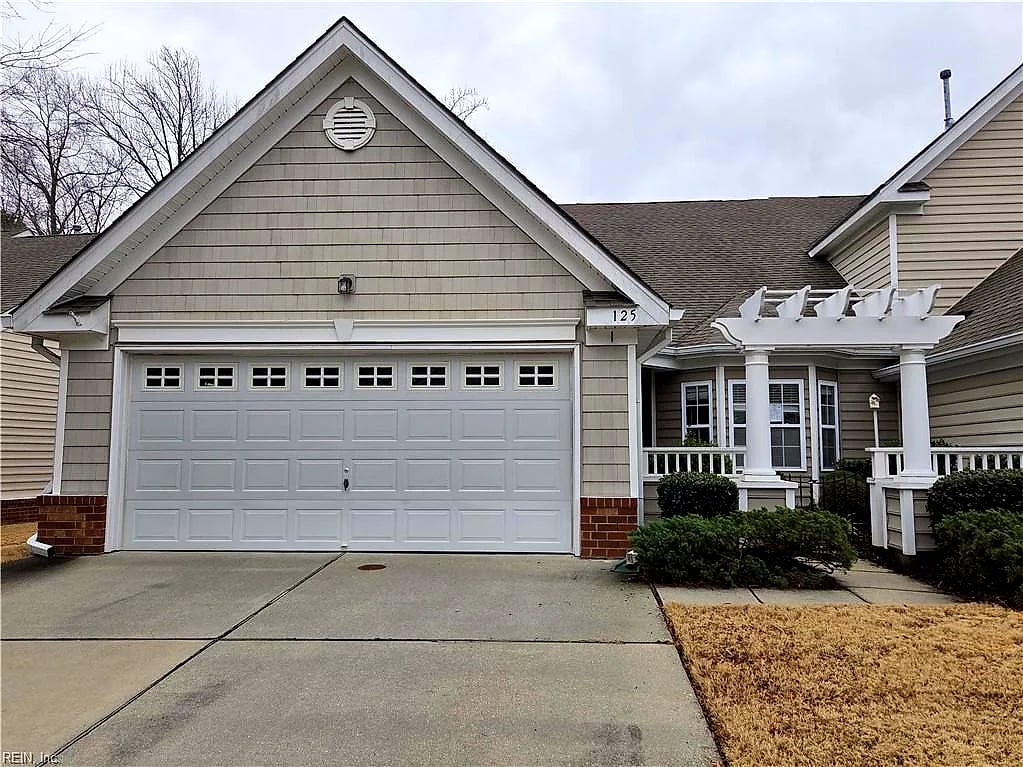 125 Lands End LN, Carrollton — 3 bed Residential, 1,562 sqft
