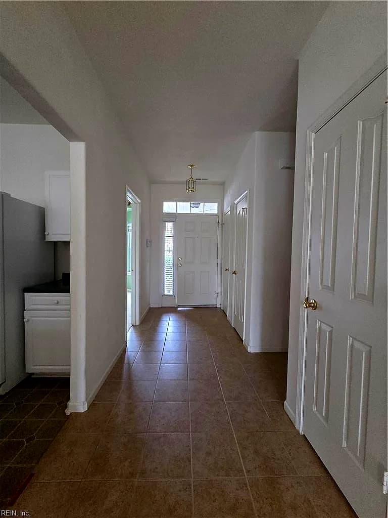 125 Lands End LN, CARROLLTON VA 23314 - Photo 4