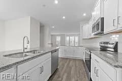 144 Freeman DR, HAMPTON VA 23666 - Photo 5