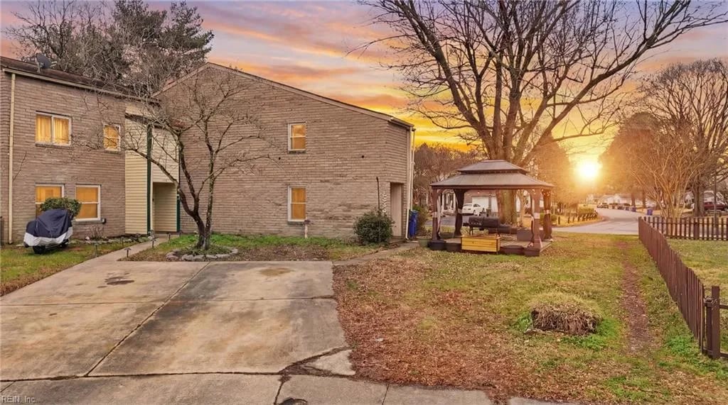5383 Palmyra CT, Virginia Beach — 4 bed Residential, 2,019 sqft