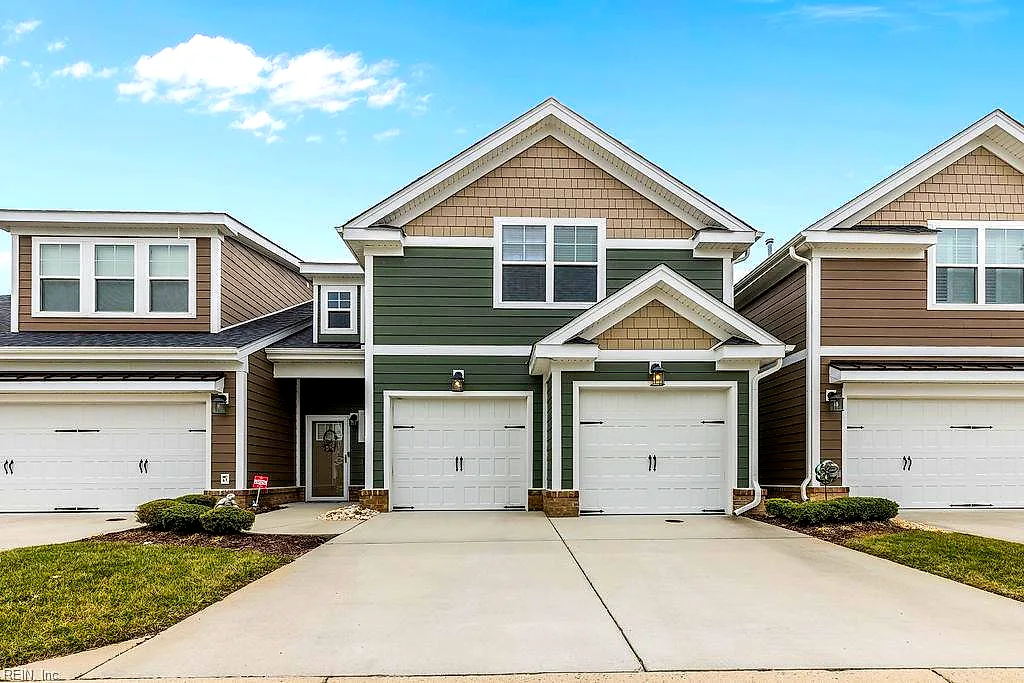 202 Thornwood DR, SUFFOLK VA 23435
