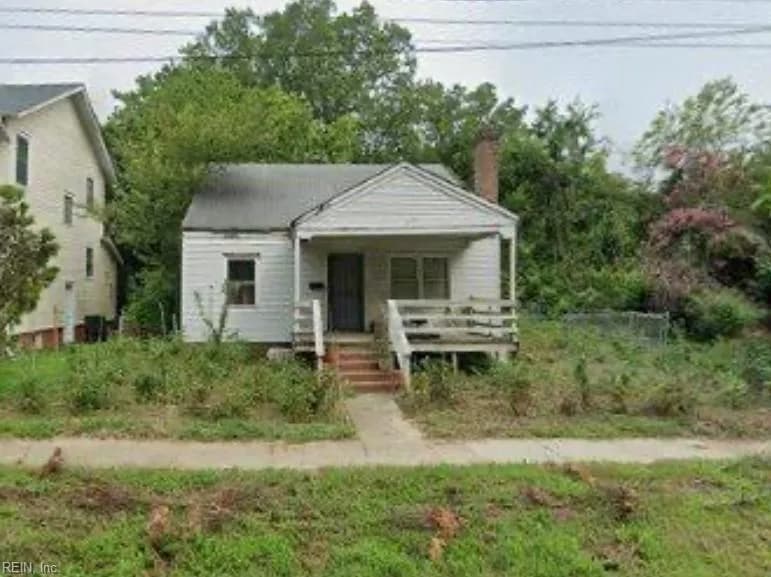 1353 22 ST, NEWPORT NEWS VA 23607 - Main photo